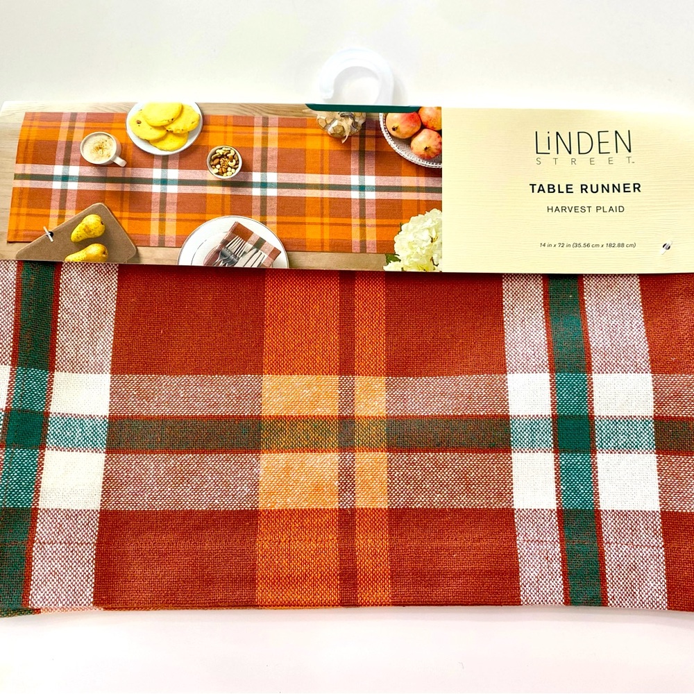 Linden Street Orange White Green Woven Cotton Rectangular Table Runner 14 x 72”